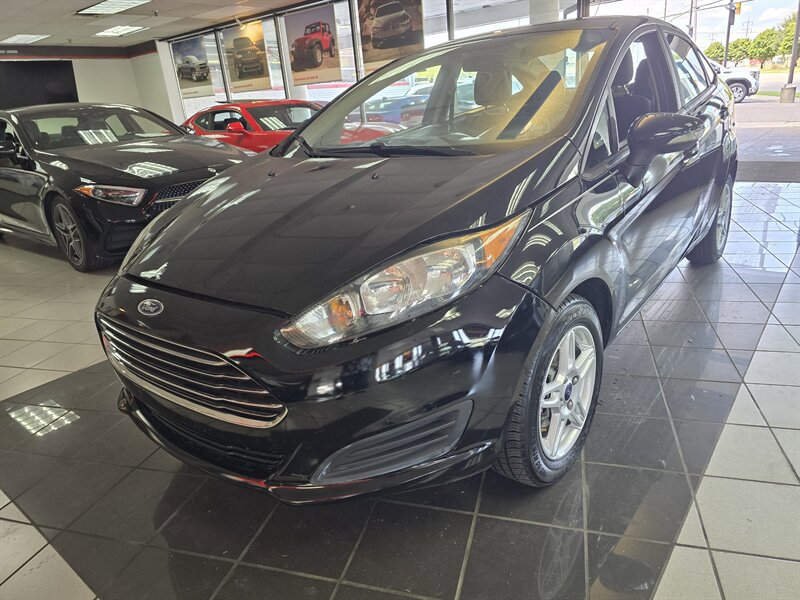 Used 2017 Ford Fiesta SE w/ Cold Weather Package FWD image 1