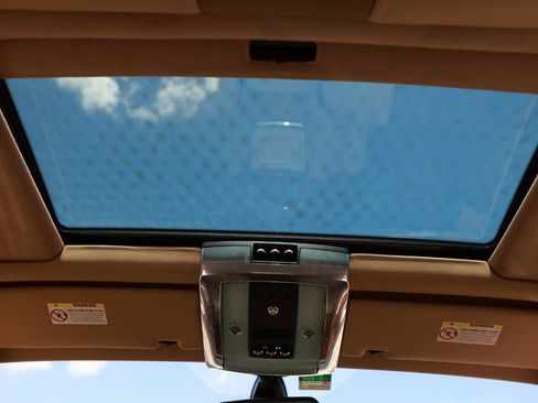 Used 2006 Rolls-Royce Phantom Sedan RWD image 25