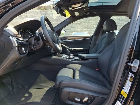 Used 2019 BMW 530i xDrive w/ Convenience Package AWD/4WD image 13