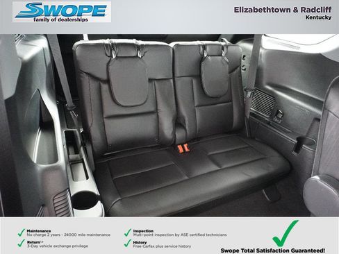Used 2021 Ford Explorer XLT w/ Equipment Group 202A AWD/4WD image 11