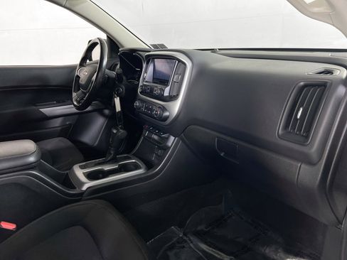 Used 2021 Chevrolet Colorado LT w/ Redline Special Edition image 26