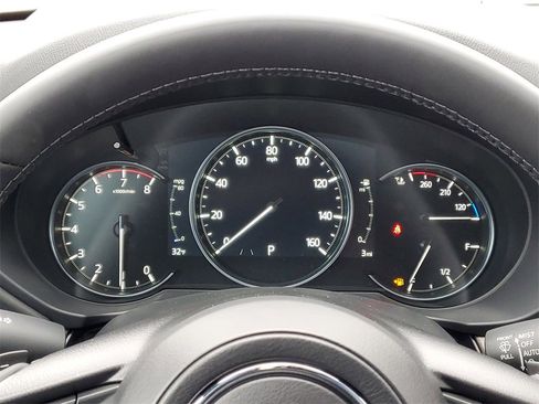 New 2025 MAZDA CX-5 Signature image 16