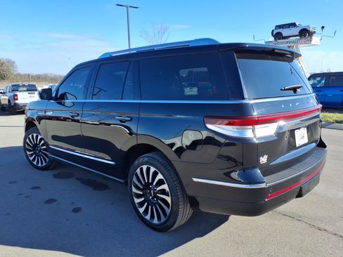 Used 2023 Lincoln Navigator Black Label image 5