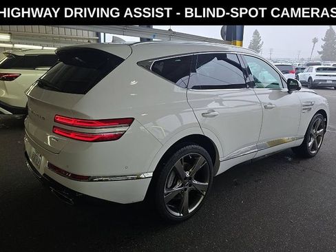 Used 2024 Genesis GV80 2.5T w/ Prestige Package AWD/4WD image 3