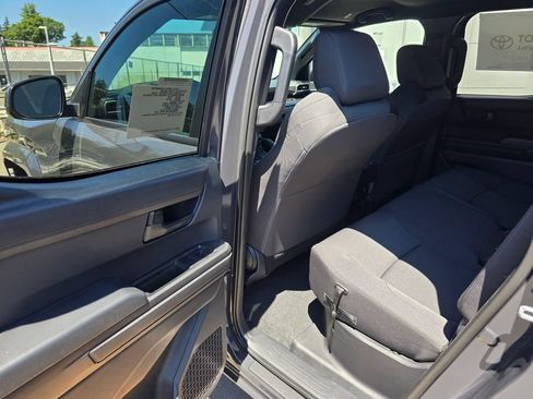 New 2026 Toyota Tacoma SR5 AWD/4WD image 15