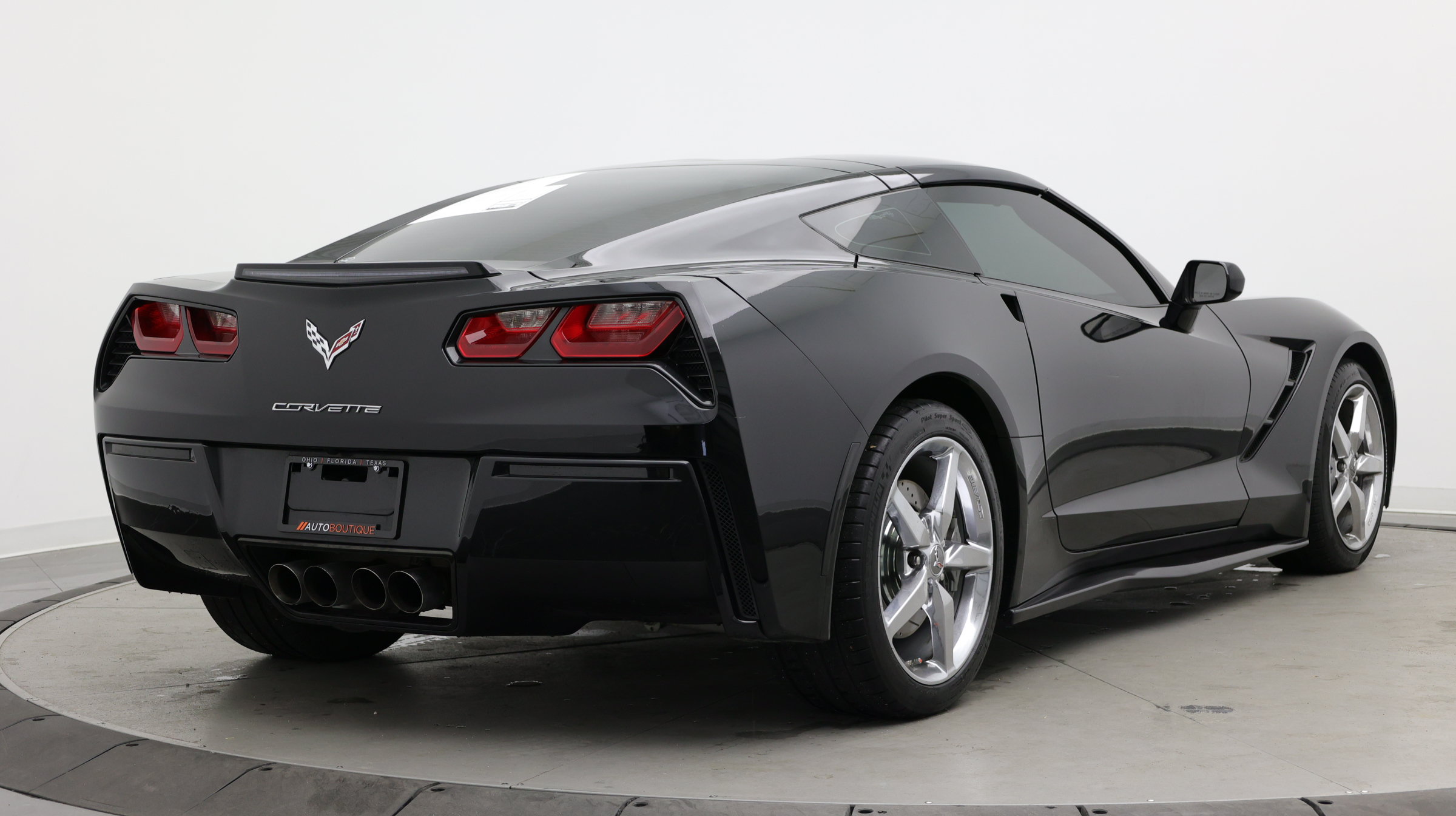 Used 2015 Chevrolet Corvette Stingray Coupe w/ Battery Protection Package RWD image 7