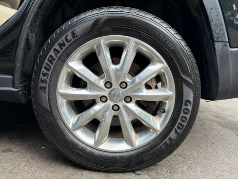 Used 2015 Jeep Cherokee Limited w/ Luxury Group AWD/4WD image 50