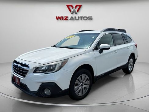 Used 2018 Subaru Outback 2.5i Premium AWD/4WD image 1