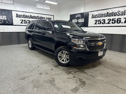 Used 2018 Chevrolet Suburban LT AWD/4WD image 1