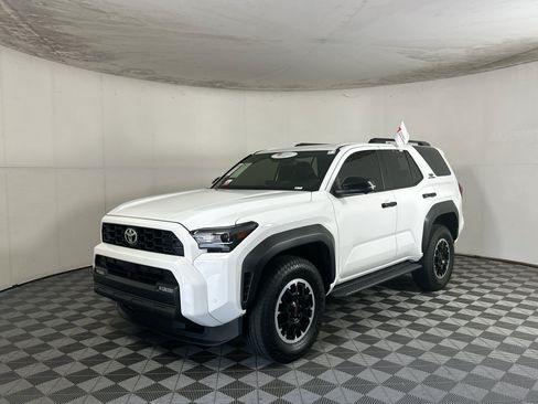 Used 2025 Toyota 4Runner TRD Off-Road Premium AWD/4WD image 7