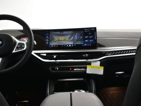 New 2026 BMW X5 M60i image 19