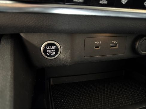 Used 2021 Nissan Rogue SV AWD/4WD image 26