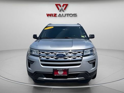 Used 2019 Ford Explorer XLT AWD/4WD image 8