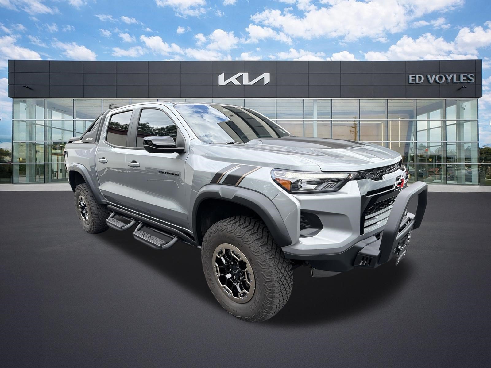 Used 2023 Chevrolet Colorado ZR2 w/ Desert Boss Special Edition AWD/4WD image 1