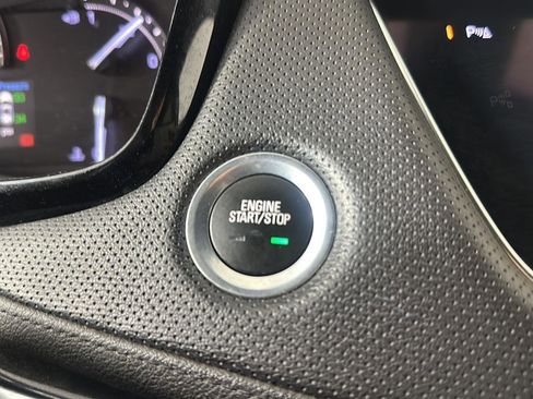 Used 2017 Cadillac XT5 Luxury w/ Driver Awareness Package image 14