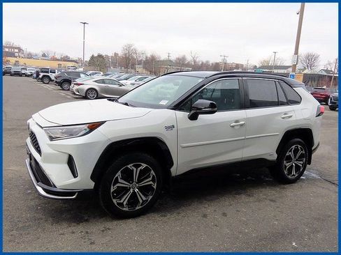Used 2021 Toyota RAV4 XSE w/ Weather Package image 2