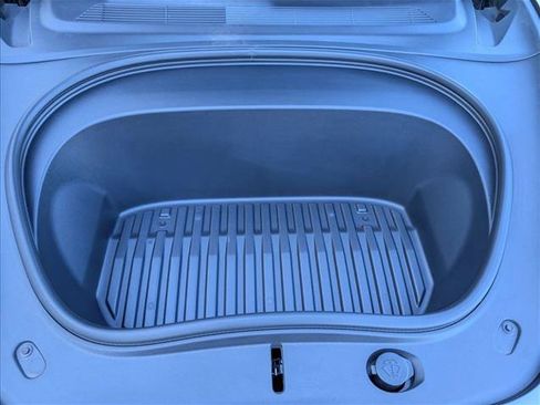 Used 2025 Tesla Model 3 Long Range RWD image 26