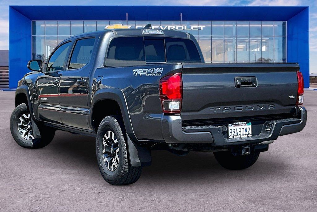 Used 2018 Toyota Tacoma TRD Off-Road w/ Technology Package AWD/4WD image 20
