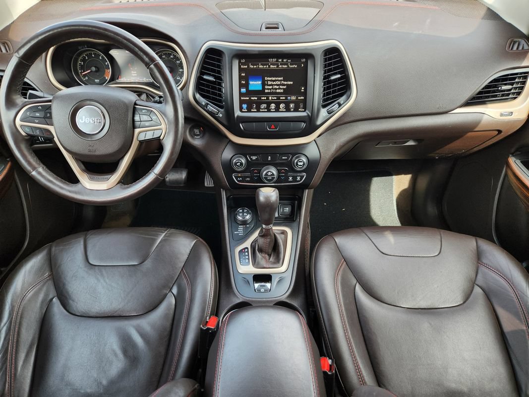 Used 2014 Jeep Cherokee Trailhawk w/ Comfort/Convenience Group AWD/4WD image 30