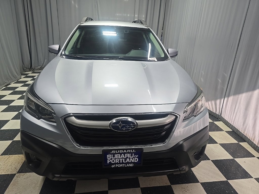 Used 2021 Subaru Outback Premium AWD/4WD image 2