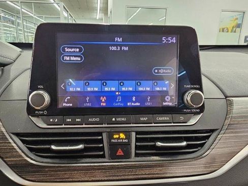 Used 2019 Nissan Altima 2.5 SL FWD image 16