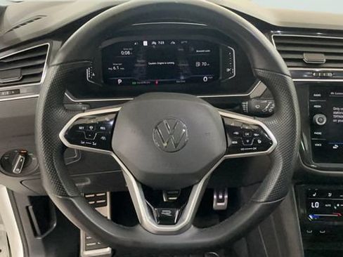 Certified 2023 Volkswagen Tiguan SEL R-Line AWD/4WD image 15