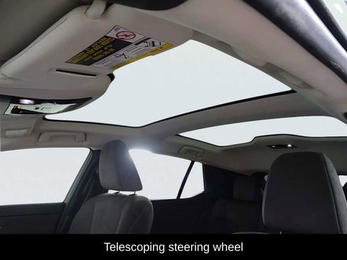 Used 2024 Lexus RZ 450e Premium w/ Accessory Package (Z1) image 18