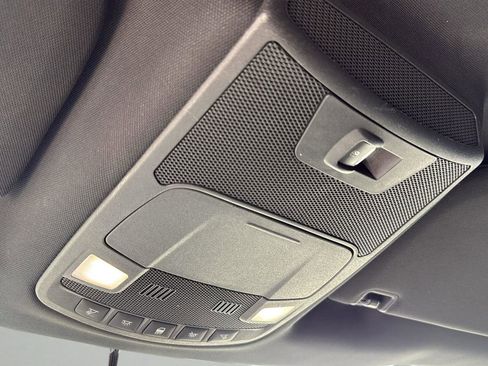 Used 2015 Ford F150 XLT w/ Equipment Group 302A Luxury image 21