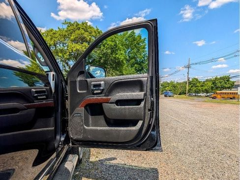 Used 2016 GMC Sierra 1500 SLT w/ SLT Preferred Package AWD/4WD image 13