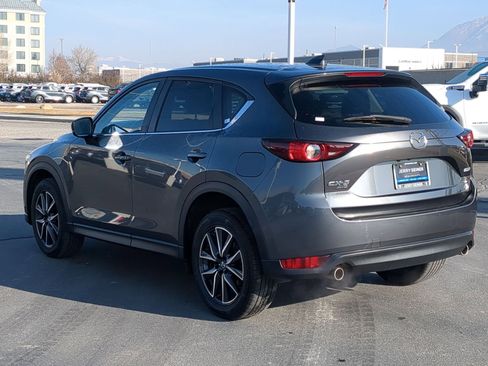 Used 2018 MAZDA CX-5 Touring image 3