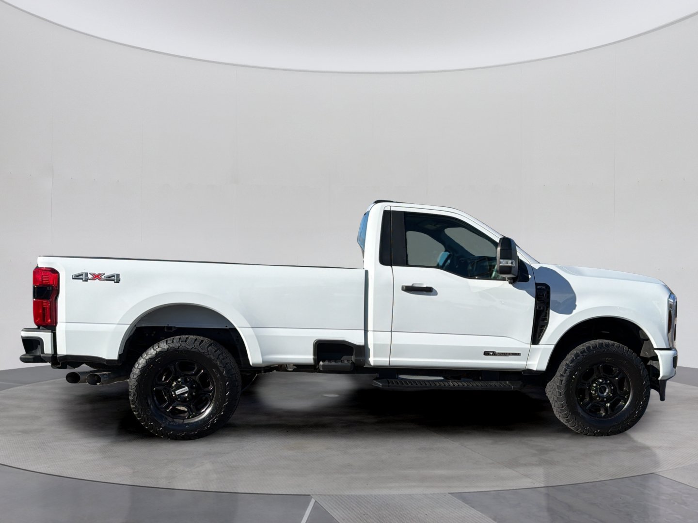 Used 2024 Ford F350 XL w/ STX Appearance Package AWD/4WD image 7