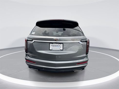 Used 2024 Cadillac XT6 Sport image 7