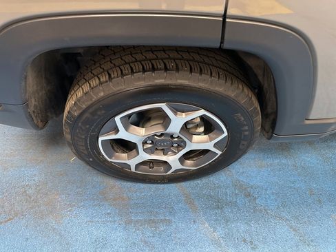 Used 2022 Jeep Compass Trailhawk w/ Trailhawk Elite Group image 5