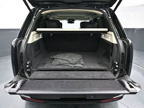 Used 2024 Land Rover Range Rover Autobiography AWD/4WD image 9