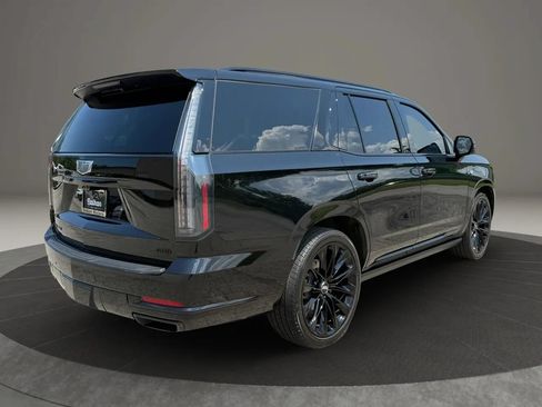 Used 2025 Cadillac Escalade Sport Platinum w/ LPO, ONYX Package AWD/4WD image 7
