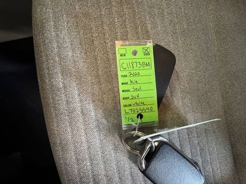 Used 2020 Kia Soul S FWD image 26