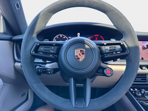 Used 2026 Porsche 911 Carrera image 22