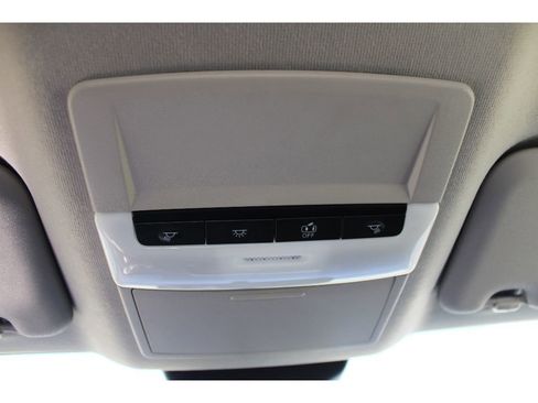 Used 2024 Nissan Sentra SV image 28