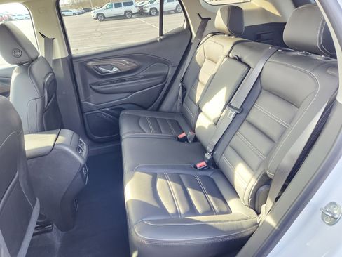 Used 2023 GMC Terrain Denali image 10
