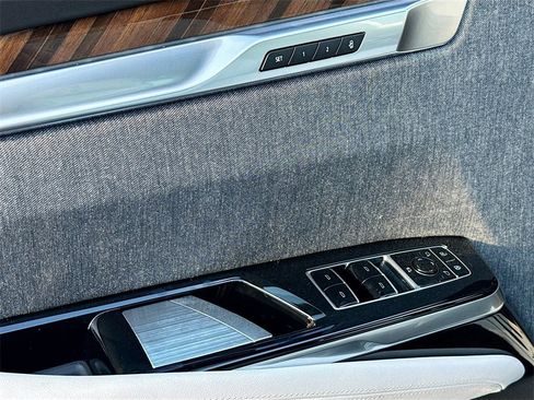 New 2026 Cadillac Escalade Platinum Sport w/ LPO, ONYX Package image 11