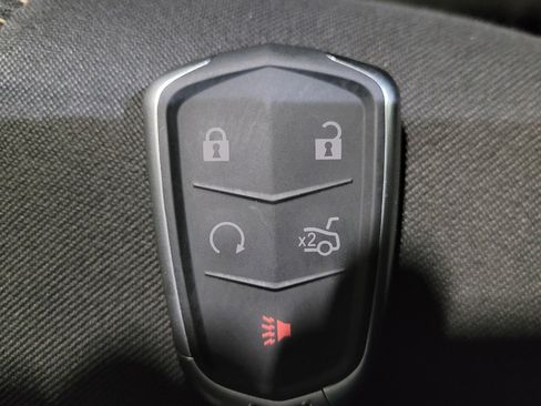 Used 2019 GMC Terrain SLE w/ Driver Convenience Package image 32