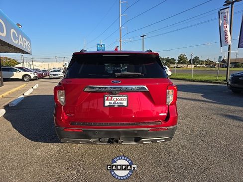 Used 2020 Ford Explorer XLT w/ Equipment Group 202A image 18