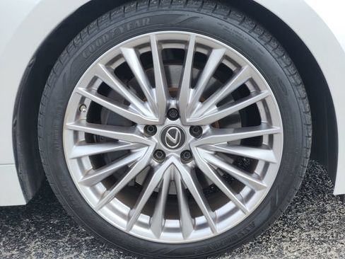 Used 2022 Lexus IS 300 w/ Premium Package RWD image 8