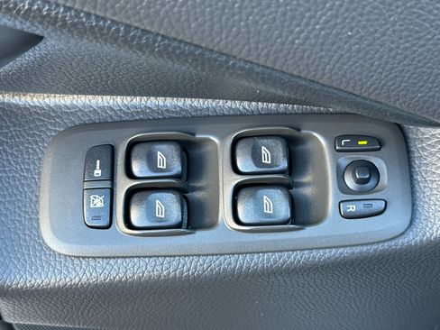 Used 2014 Volvo XC90 3.2 image 11