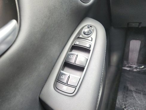 Used 2025 INFINITI QX50 Luxe image 39