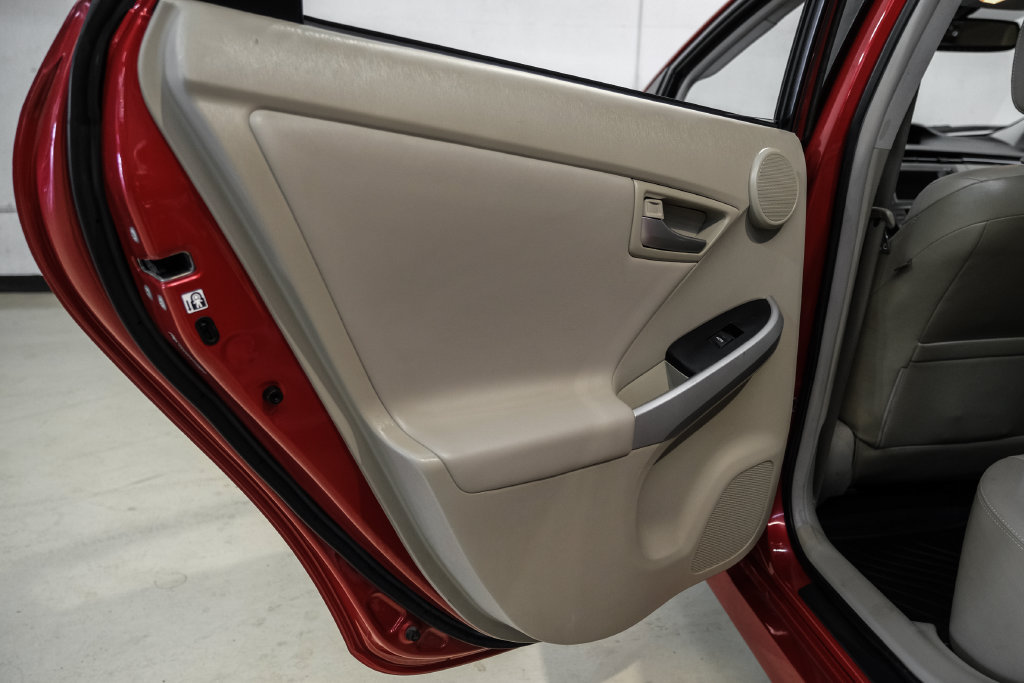 Used 2012 Toyota Prius Four w/ Deluxe Solar Roof Pkg FWD image 40