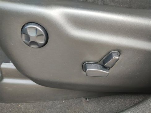 Certified 2024 Dodge Durango GT image 32