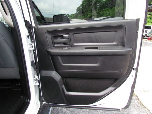 Used 2017 RAM 2500 Tradesman w/ Chrome Appearance Group AWD/4WD image 15