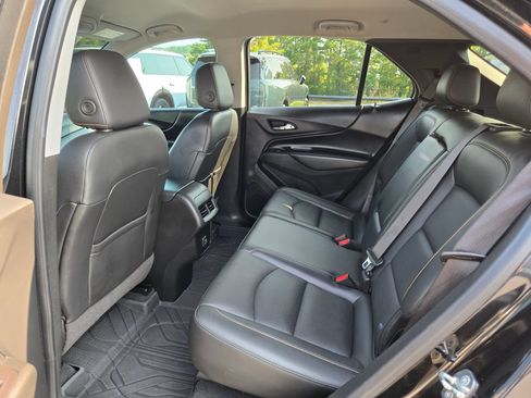 Used 2021 Chevrolet Equinox LT FWD image 36