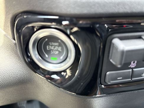 New 2026 GMC Sierra 1500 Elevation w/ Elevation Premium Package image 18